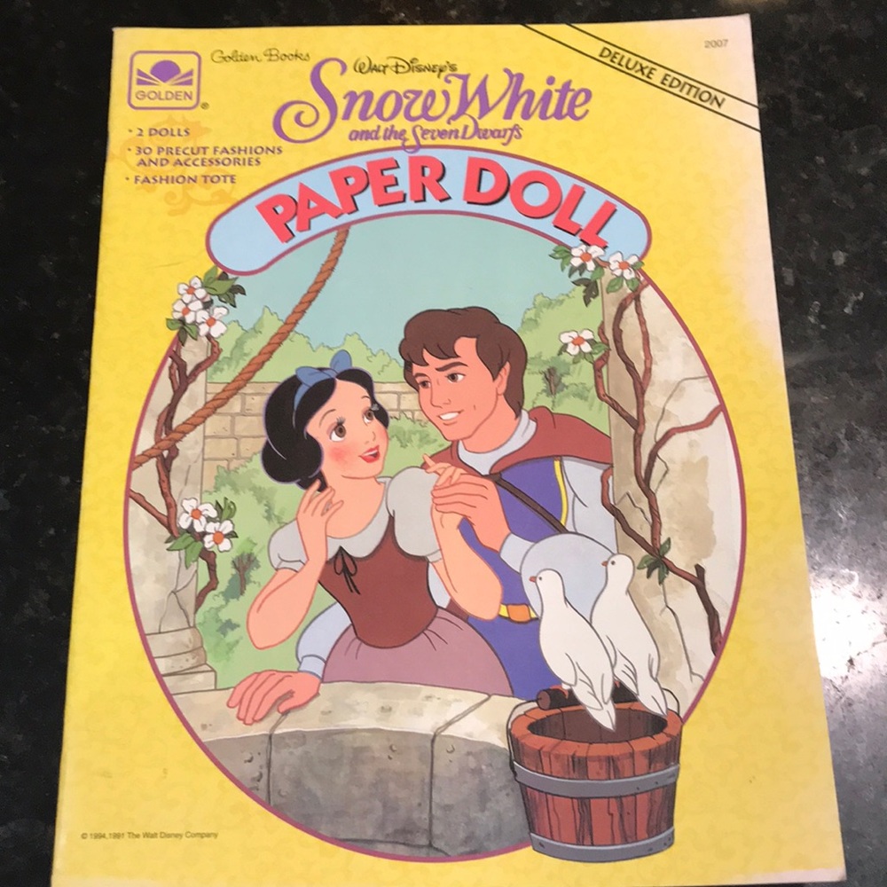 Disney Snow White and Seven Dwarfs paper doll book